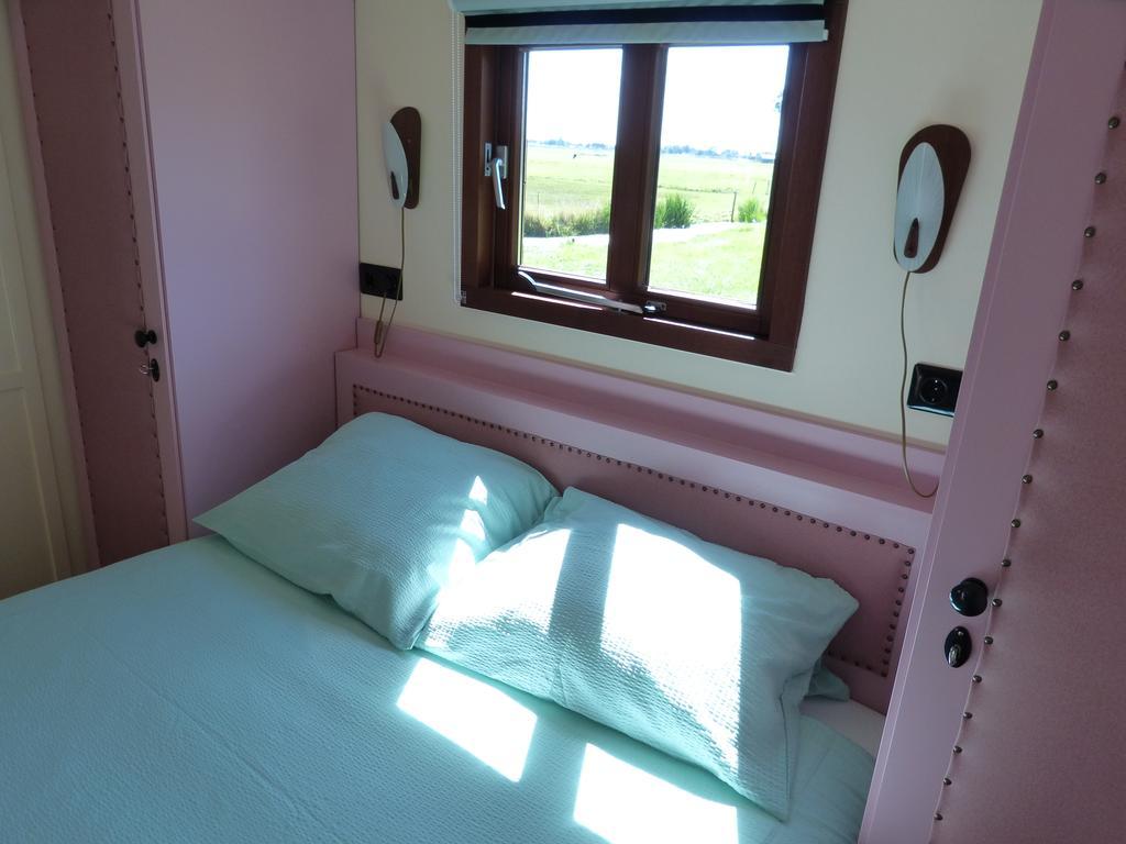 Boerderij Honswijck Guest House Weesp Ngoại thất bức ảnh